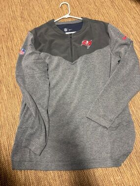 Nike Grey & Black Tampa Bay Buccaneers Quarter-Zip Pullover